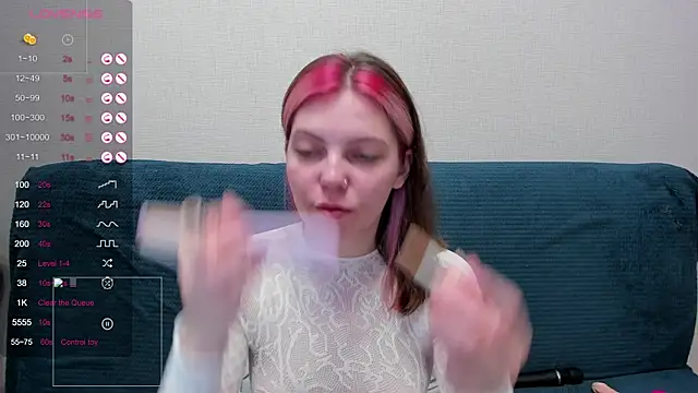 Marie Reyess online show from 06/10/26, 02:56