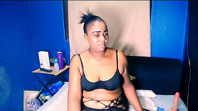 Ebonyskye69 online show from 06/12/26, 03:22