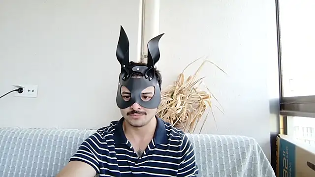 Snapshot of Hayat2Bilet chatting on 06/20/26, 10:07 Hayat2Bilet online show from 06/20/26, 10:07