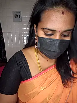 Snapshot of Tamil_hot_flower chatting on 06/13/26, 05:33 Tamil hot flower online show from 06/13/26, 05:33