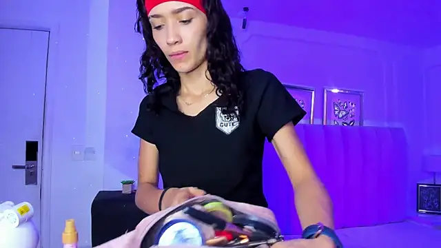 Alexa fox669 online show from 07/21/26, 01:46