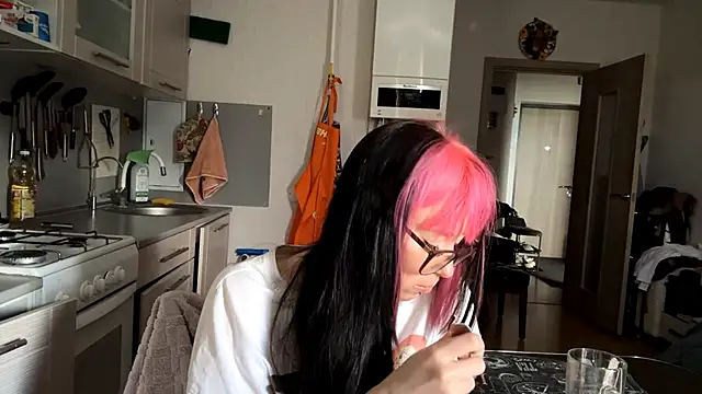 WifeAileen online show from 05/31/26, 07:48