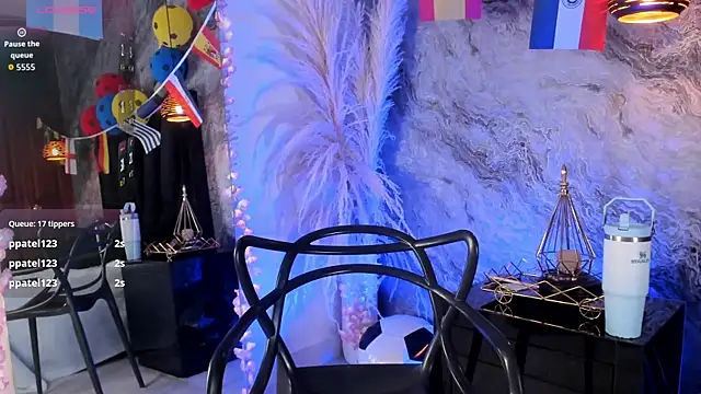 Kendall Rous  online show from 07/14/26, 02:05