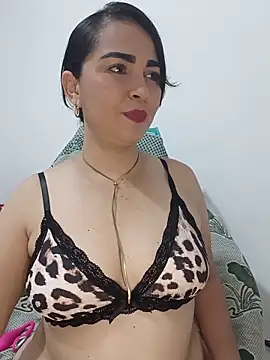 Emily Divi69 online show from 06/07/26, 07:28