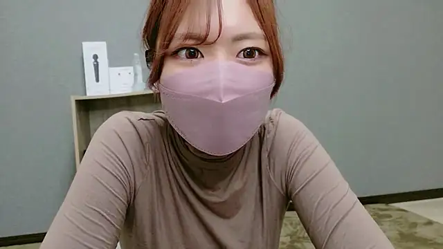 Snapshot of YUA_0425 chatting on 06/08/26, 09:42 YUA 0425 online show from 06/08/26, 09:42