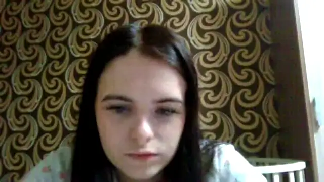 Snapshot of KikiAmino chatting on 06/08/26, 05:08 KikiAmino online show from 06/08/26, 05:08