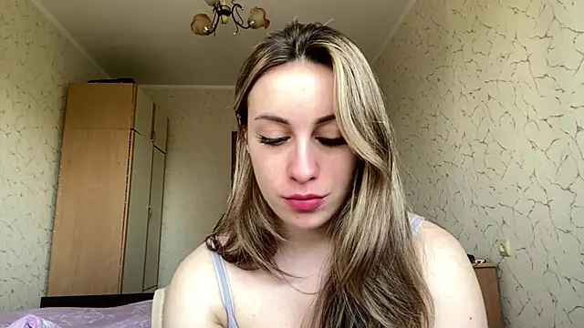 SpringSummers online show from 05/27/26, 09:39