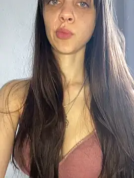 HotGirl1701 online show from 06/04/26, 04:18