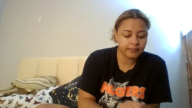 madzbailey online show from 06/06/26, 01:43