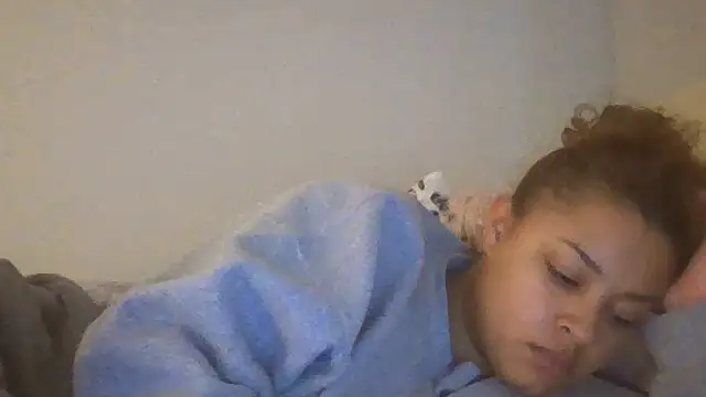 madzbailey online show from 06/07/26, 11:19