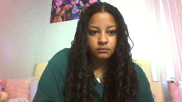 madzbailey online show from 07/12/26, 11:18