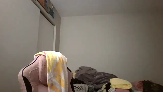 madzbailey online show from 07/22/26, 11:51