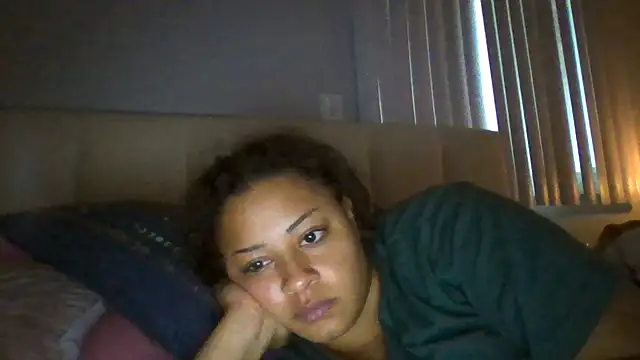 madzbailey online show from 07/27/26, 12:17