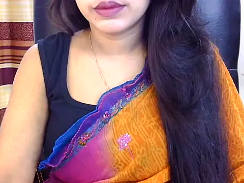 Noor Zarin online show from 05/04/26, 07:32