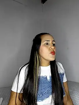 Paulina 06 online show from 06/06/26, 08:02