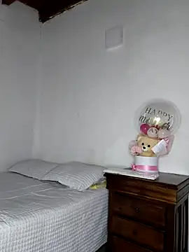 Paulina 06 online show from 06/15/26, 07:49