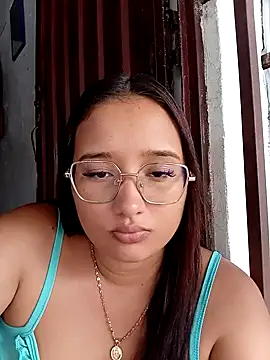 naughty girl hot  online show from 04/17/26, 08:12