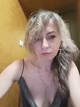 Snapshot of TaynaSecret chatting on 06/16/26, 09:06 TaynaSecret online show from 06/16/26, 09:06