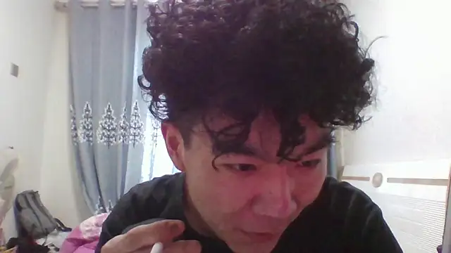Snapshot of nidelaoshi6 chatting on 05/27/26, 05:37 nidelaoshi6 online show from 05/27/26, 05:37