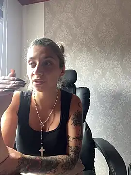 Isabella varella- online show from 07/14/26, 03:40
