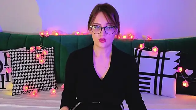 AdaEvanss online show from 06/07/26, 06:11