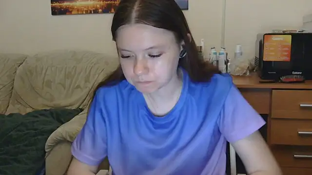 JessicaHolland1 online show from 06/07/26, 06:44