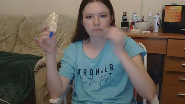 JessicaHolland1 online show from 06/09/26, 06:30