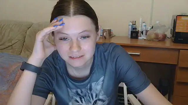 JessicaHolland1 online show from 06/10/26, 05:45