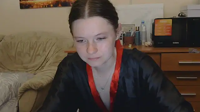 JessicaHolland1 online show from 07/01/26, 07:24