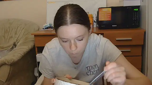 JessicaHolland1 online show from 07/12/26, 06:43