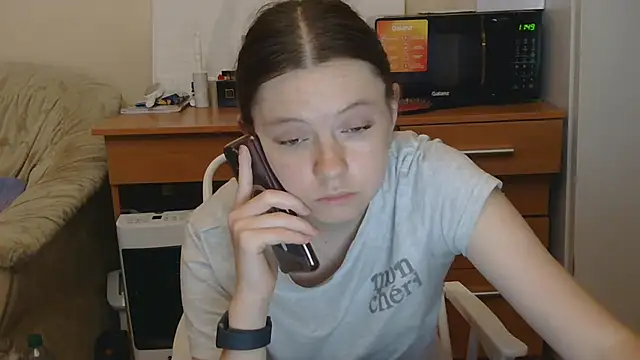 JessicaHolland1 online show from 07/14/26, 05:40