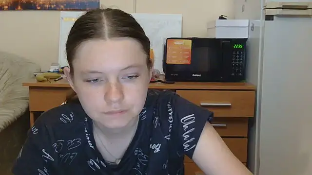 JessicaHolland1 online show from 07/21/26, 05:37