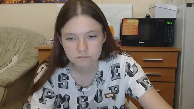 JessicaHolland1 online show from 07/27/26, 06:37