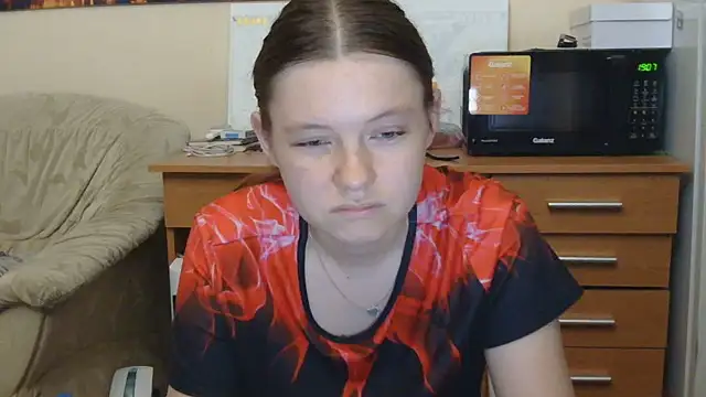 JessicaHolland1 online show from 07/28/26, 06:20