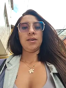 Snapshot of VALERY-94 chatting on 06/07/26, 12:09 VALERY-94 online show from 06/07/26, 12:09