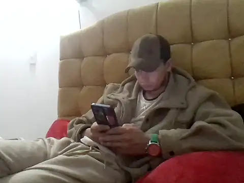 manulito260 online show from 07/05/26, 12:39
