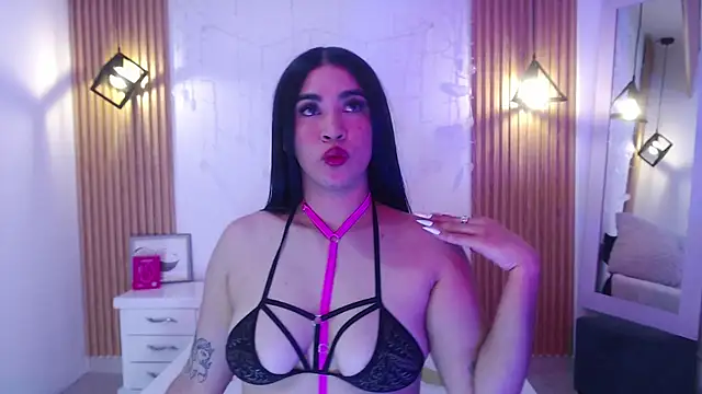 Snapshot of giselslut__ chatting on 06/08/26, 01:28 giselslut online show from 06/08/26, 01:28