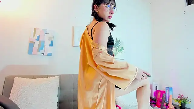 Miaa HarperX  online show from 05/01/26, 03:00