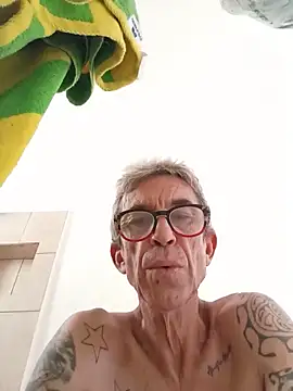 Snapshot of chris-sbh11 chatting on 06/06/26, 08:02 chris-sbh11 online show from 06/06/26, 08:02