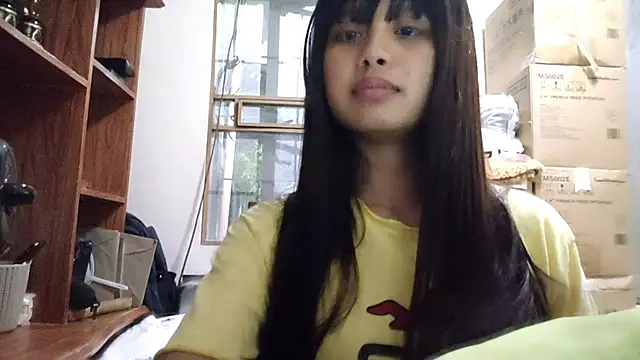 Snapshot of BethelScholnick chatting on 06/16/26, 01:58 BethelScholnick online show from 06/16/26, 01:58