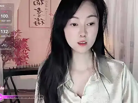 Snapshot of noomi-1111 chatting on 04/07/26, 02:34 noomi-1111 online show from 04/07/26, 02:34