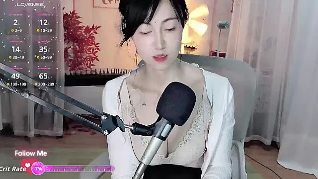 noomi-1111 online show from 07/28/26, 12:48