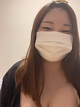 Snapshot of Yunon0202 chatting on 06/17/26, 09:12 Yunon0202 online show from 06/17/26, 09:12