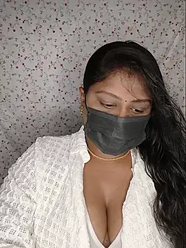 Romantic Woman online show from 07/11/26, 06:32