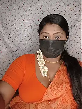 Romantic Woman online show from 07/18/26, 06:23