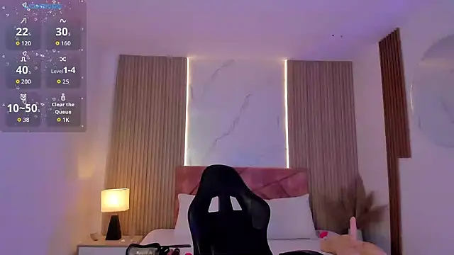 clairemillerx online show from 06/09/26, 07:47