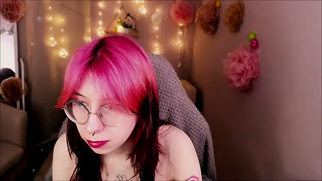 Alice Nyx online show from 04/16/26, 08:42