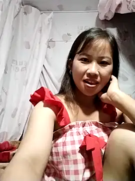 Snapshot of Yo-must chatting on 06/12/26, 08:41 Yo-must online show from 06/12/26, 08:41