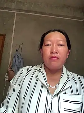 candy-beo online show from 05/15/26, 11:01