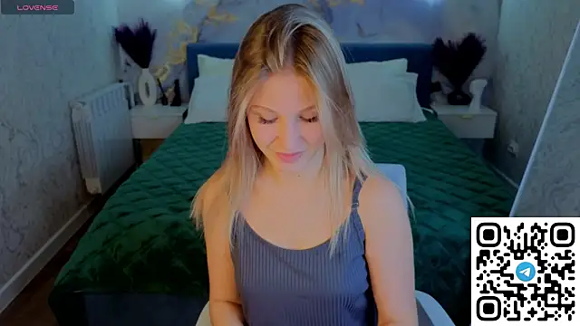 Angelina Becker online show from 05/19/26, 01:11